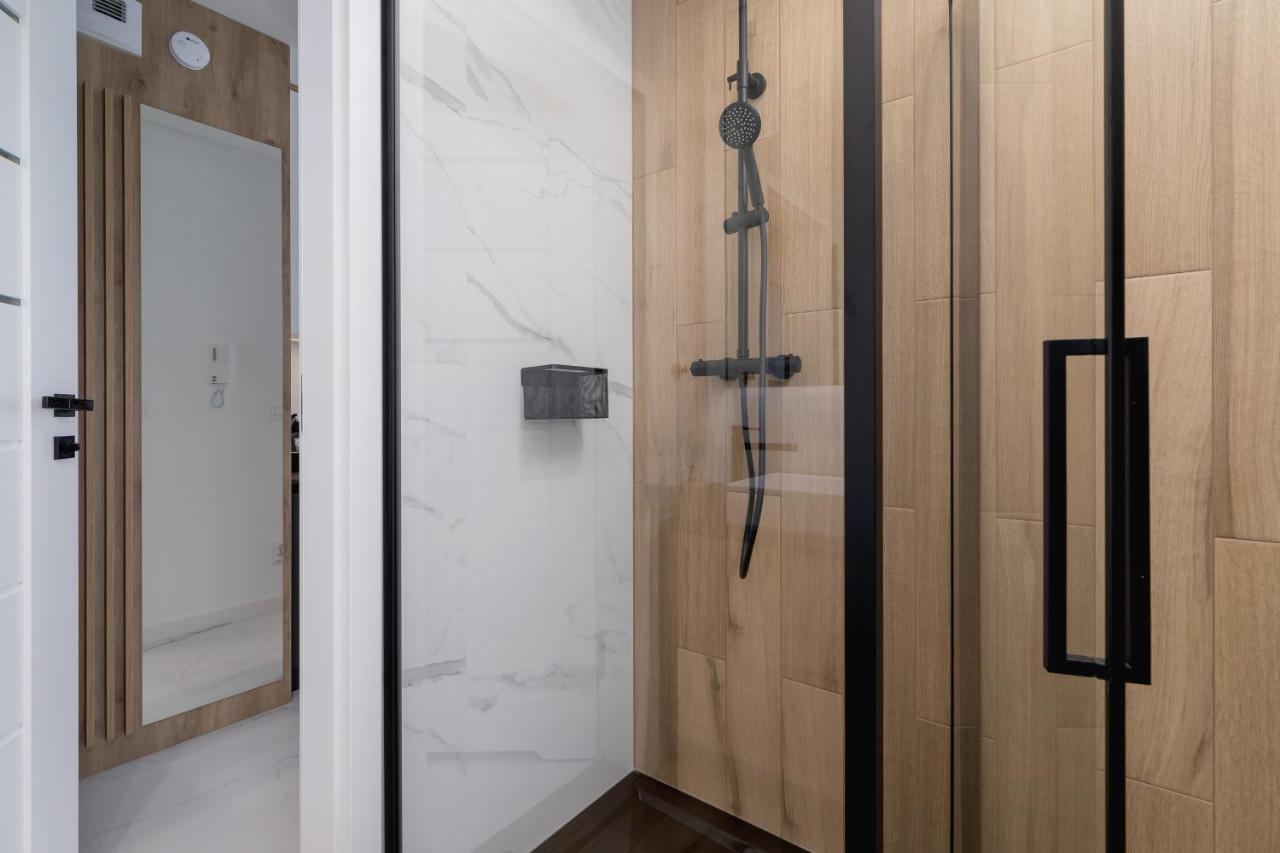 Deluxe Studio Cracow Arianska By Noclegi Renters Краков Экстерьер фото